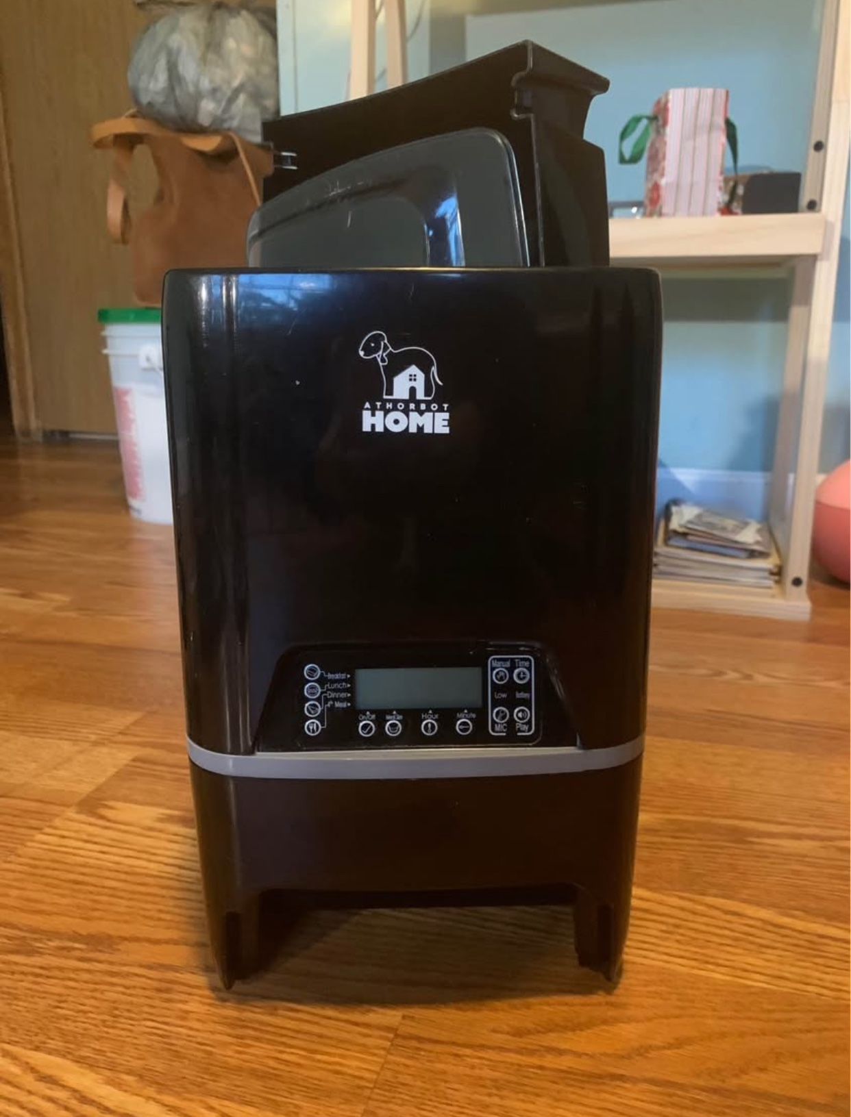 Automatic Pet Feeder