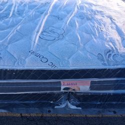 Brand New King Size Pillowtop Mattress Included Box Spring Free Delivery Depends On Location