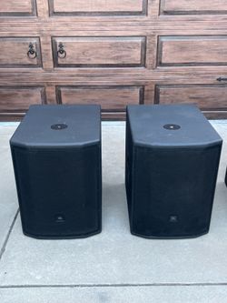 2 JBL PRX818 powered subs  bajos PAIR