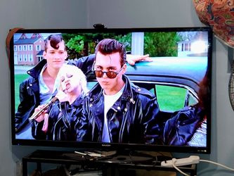 Flat Screen TV 60'