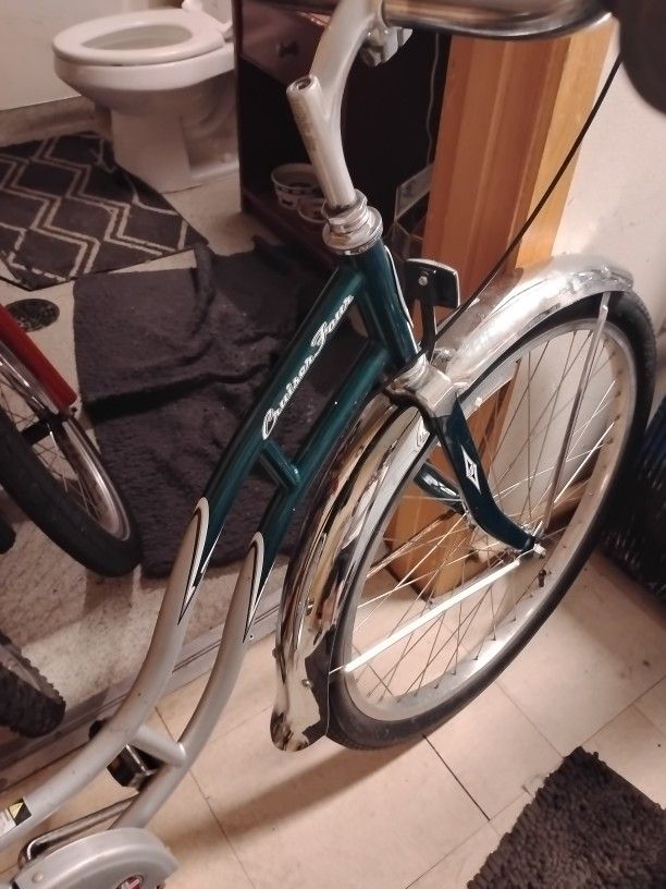 Schwinn Cruiser Four