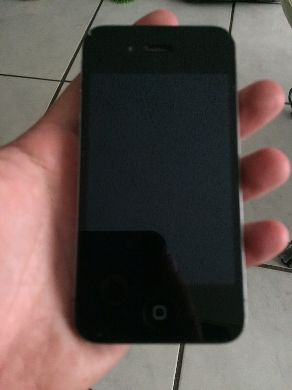 IPHONE 4S 16GB SPRINT CAN ALSO BE UNLOCKED FOR ANY CARRIER FOR $13