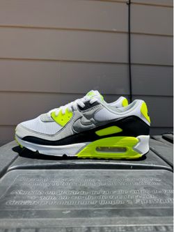 Nike air max 90 Volt green size (Sz) 10