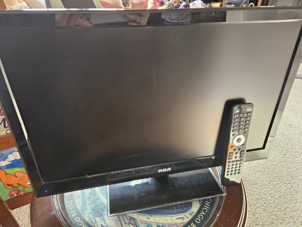RCA flat Screen Tv Excellent Condition
