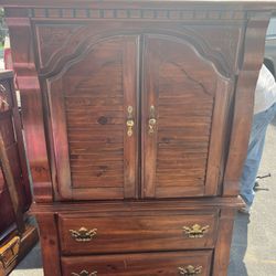 4 Drawer Dresses 
