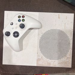 XBOX ONE w/Controller And Cords