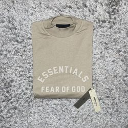 Essentials Tee