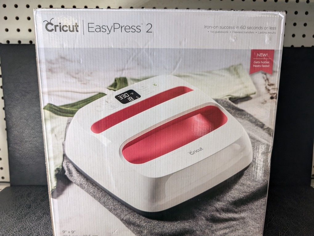 Cricut EasyPress 2 Complete In Box