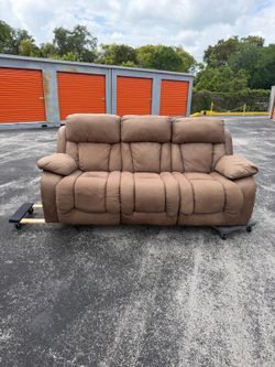 Comfy Brown Manual Recliner