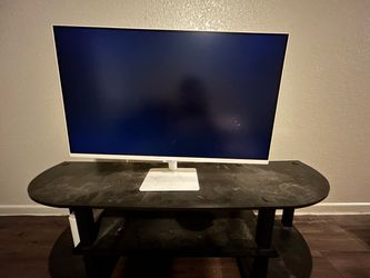 Samsung 43” M70B