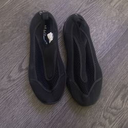 Water Shoes 