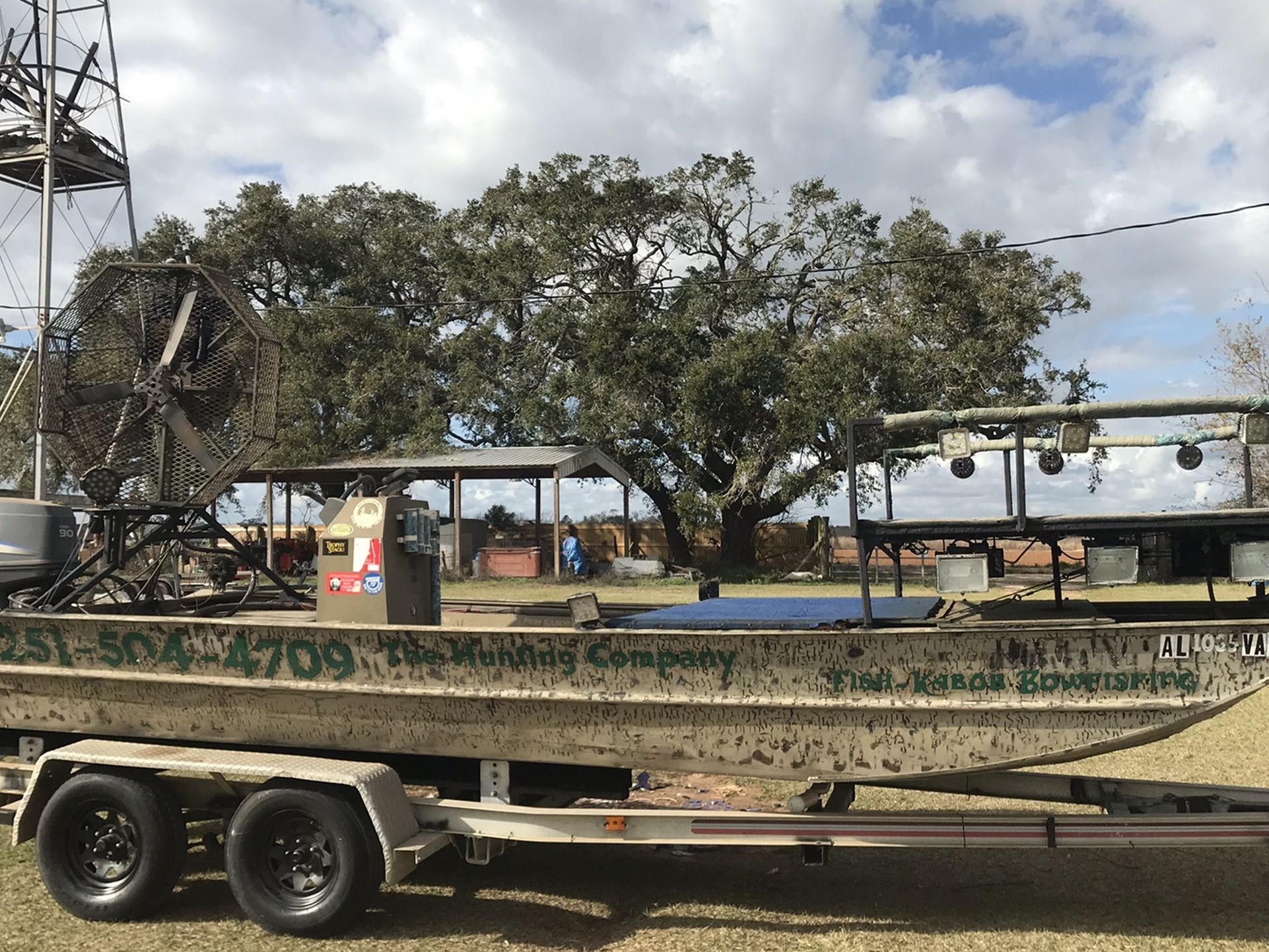 19ft Aluminum Bowfishing Fan Boat