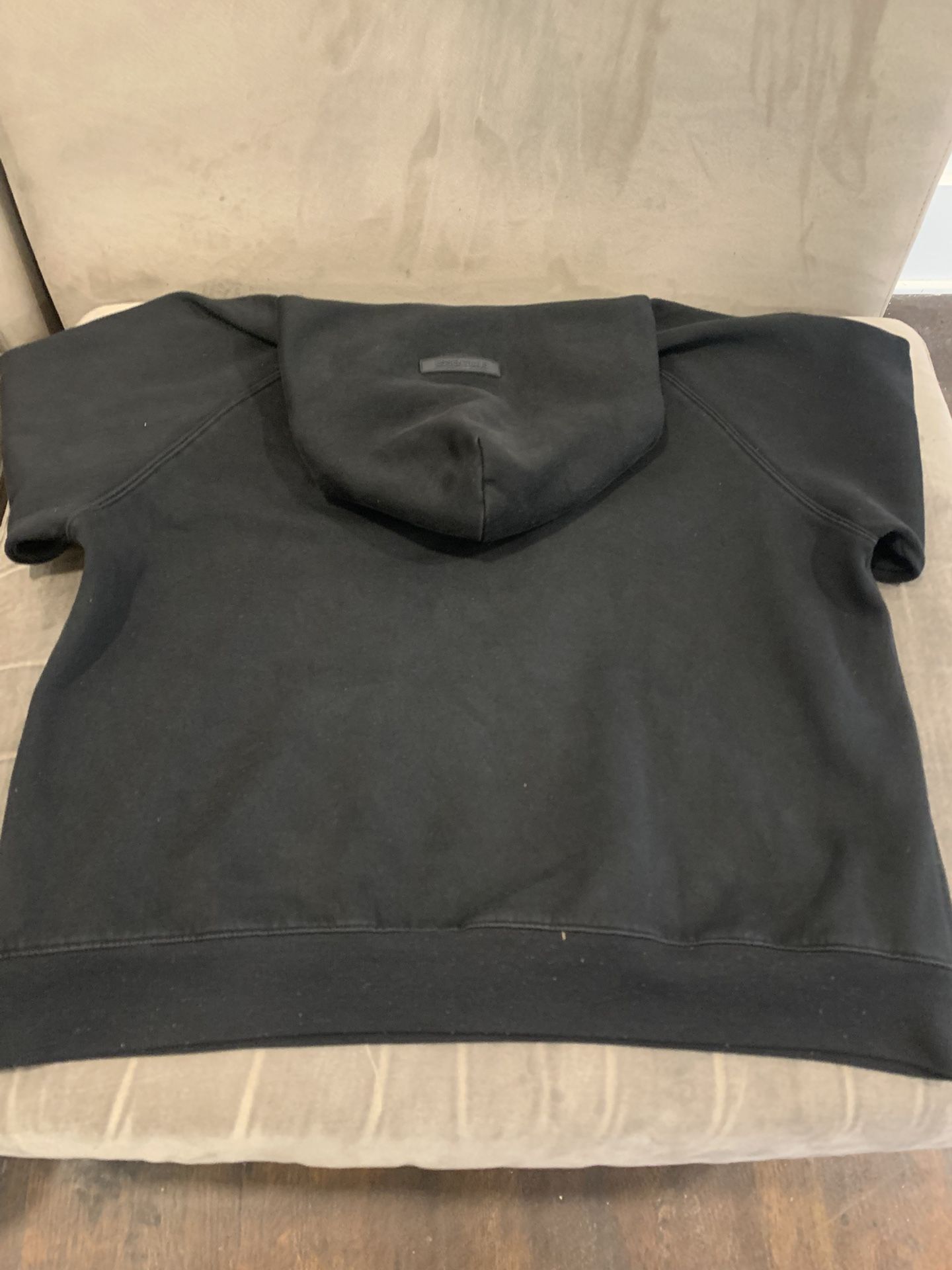 Men’s essentials hoodie