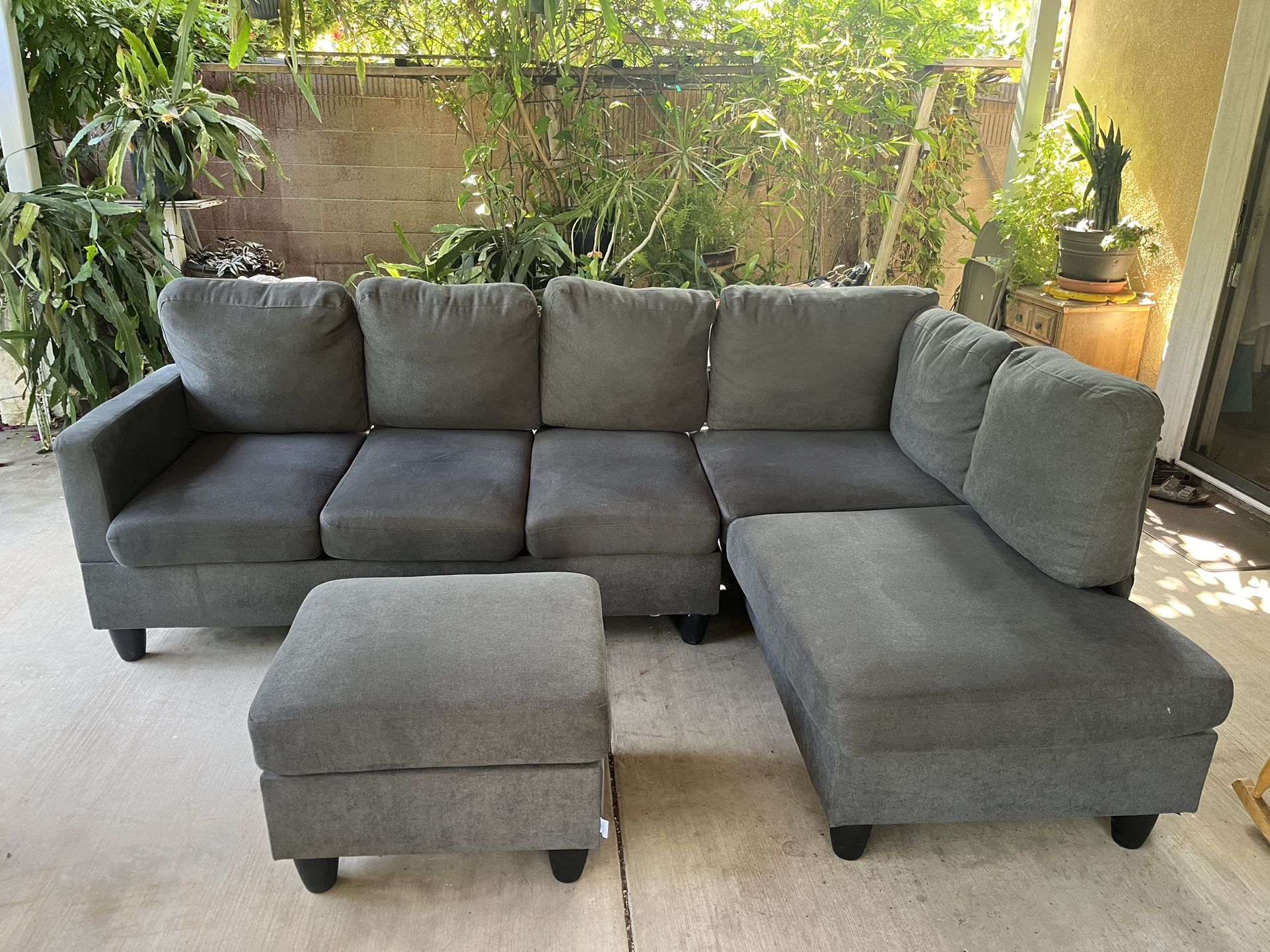 Comfortable Grey Corner Sofa Couch Set