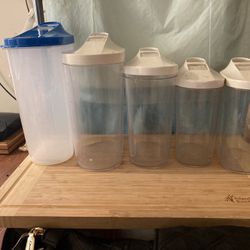 Food Storage Containers 