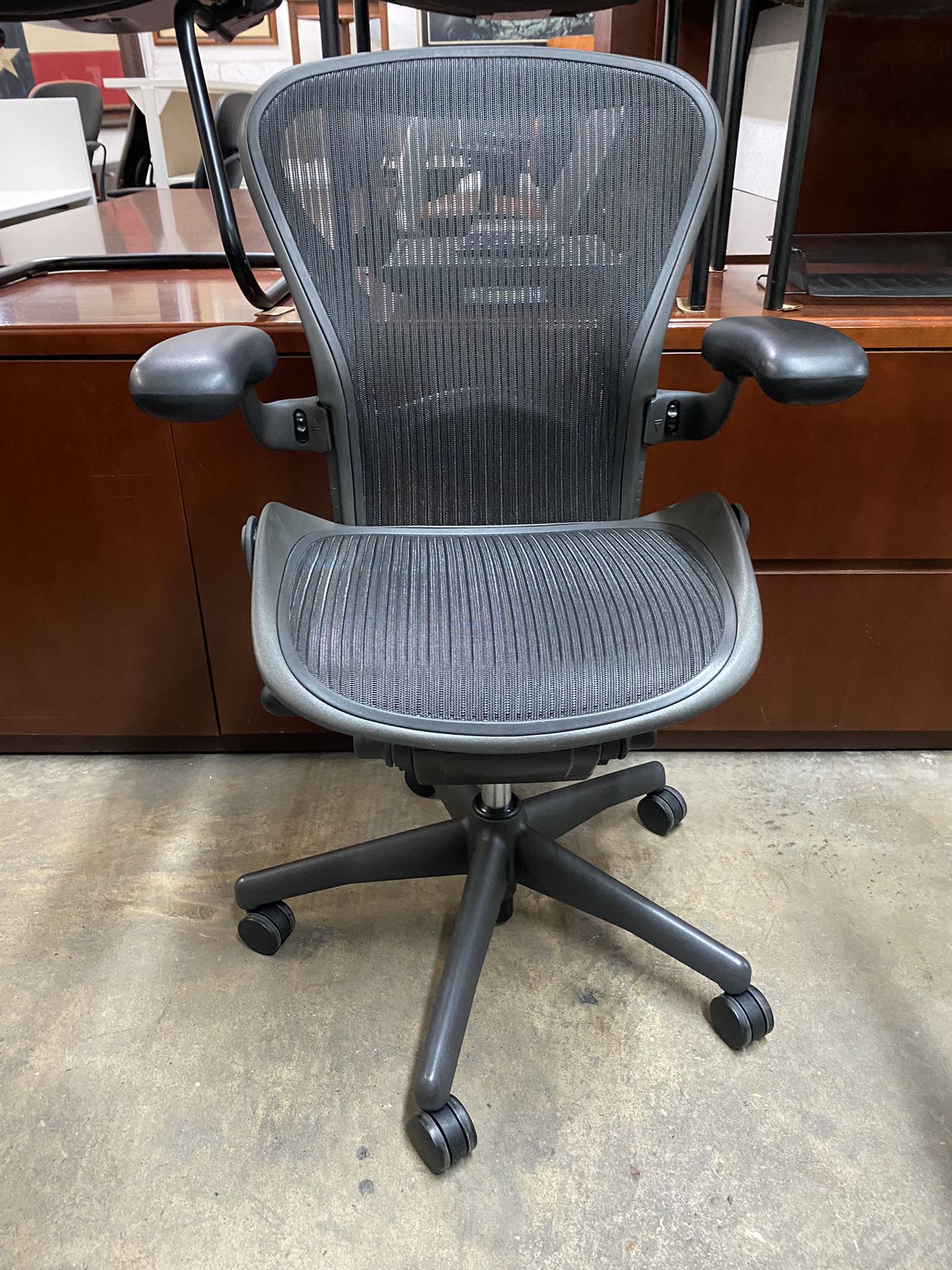 Herman Miller Aeron Ergonomic Office Chair Size A