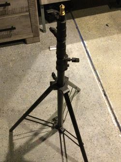 Tripod