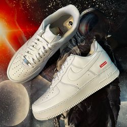 Nike Air Force 1 Low Supreme White (Size 8.5 - 9)