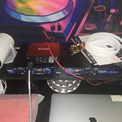 Interface And Pre Amp Art and Focusrite
