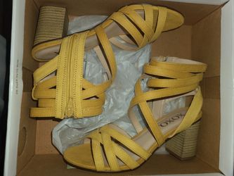 Yellow Heels