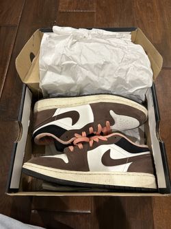 JORDAN 1 MOCHA (SIZE 5.5)
