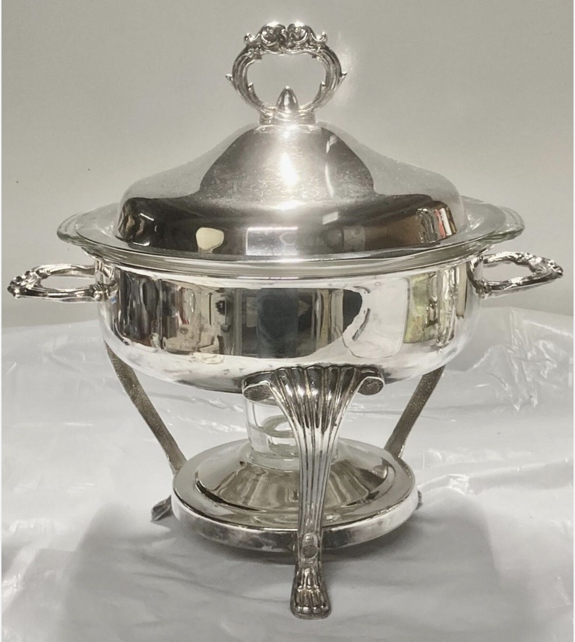 1950's English Silver MFG Corp Silver-plated Chafing Server - 2QT Bowl