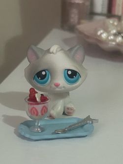 Littlest pet shop cat