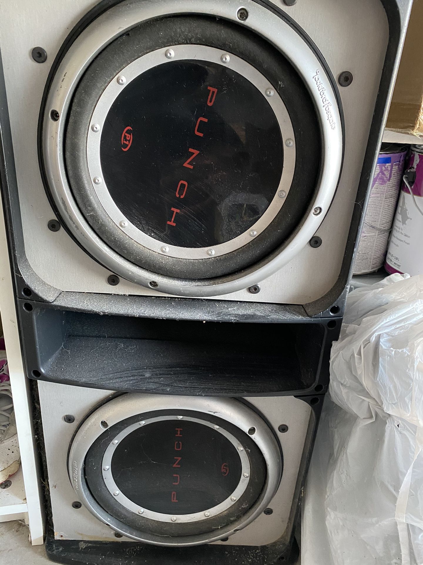 Bocinas con cajón