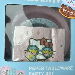 $25 Hello kitty 72 Piece Paper Table Party Set