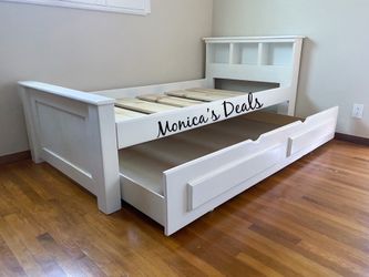 Twin Solid Wood Bed With Twin Trundle FRAME $480