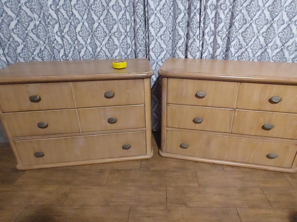 2 WOOD Nightstands Or Small Dressers