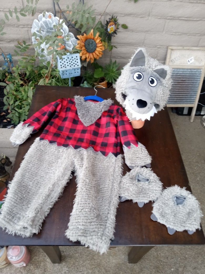 NEW BIG BAD WOLF COSTUME 6-12 MONTHS