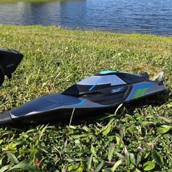 High Speed R/C Boat
