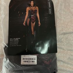 Fashion Nova Beauty Vampire