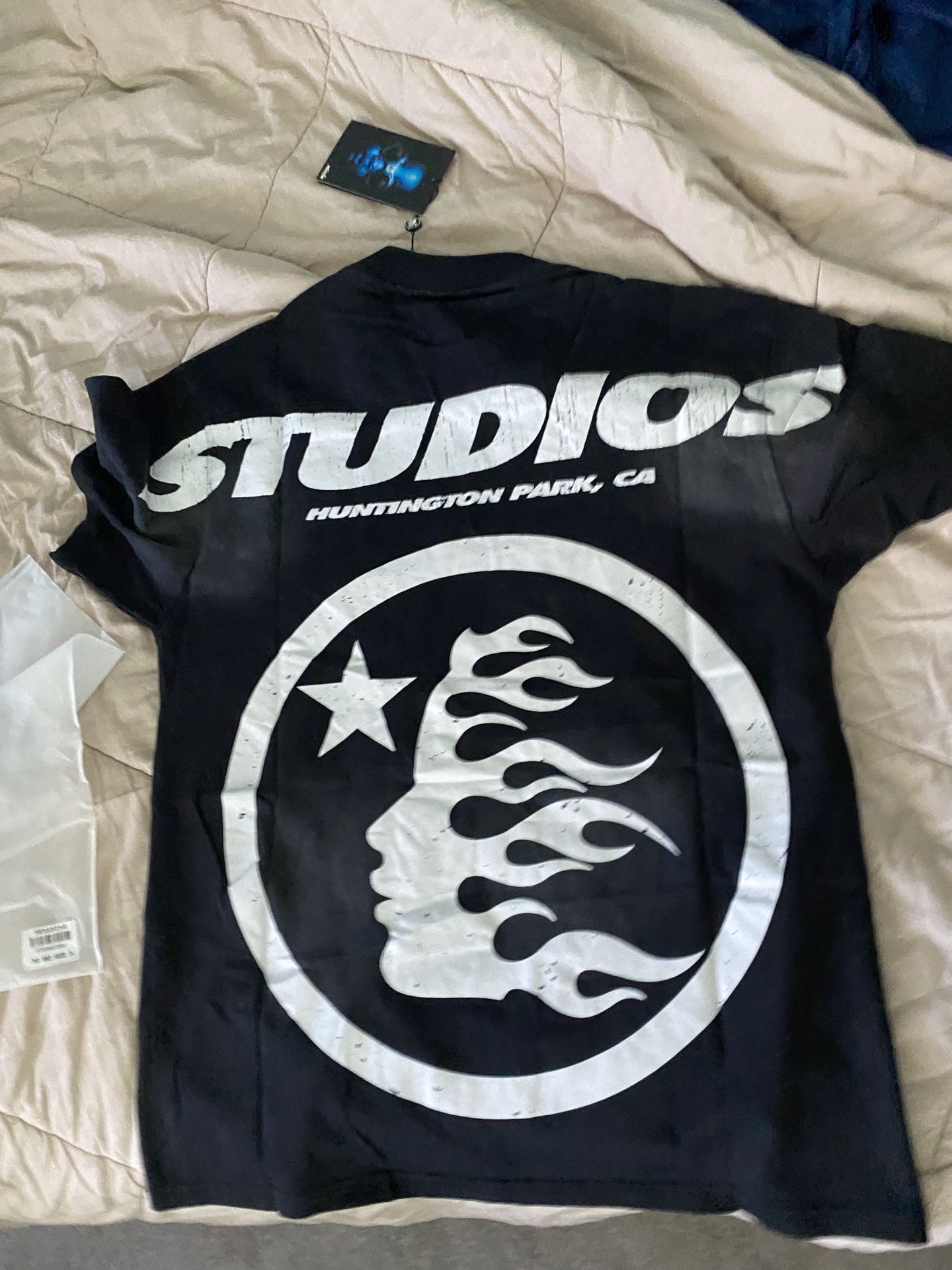 Hel Star Tags And Bag