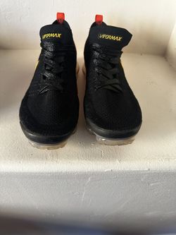 Air vapormax 2 black laser orange shop total crimson
