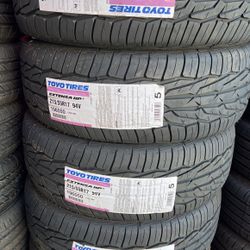 215/55/17 Toyo Extensa HP2