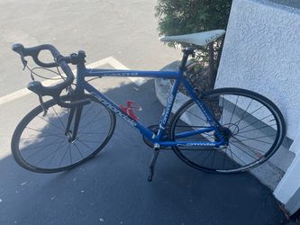 Cannondale CAAD Size 54, taller than 5’10