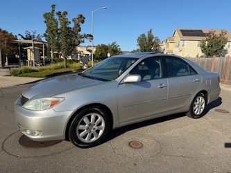2004 Toyota Camry