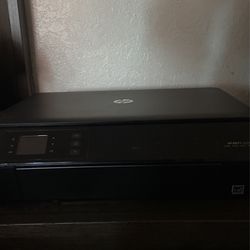 HP ENVY 4500 (printer,scan,copy,photo) BLUETOOTH
