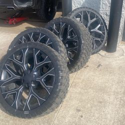 Set Of 4-33x12.50T24 LT