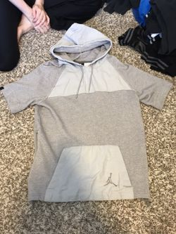 Jordan brand size small short sleeve hoodie worn very few times perfect condition