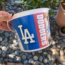 Dodger Bucket