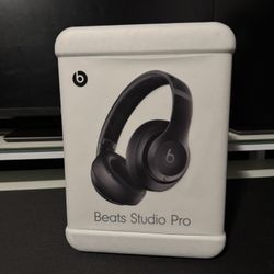 New Sealed Beats Studio Pro Black 