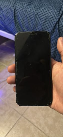 iPhone 12 Unlocked any carrier no cracks good condition