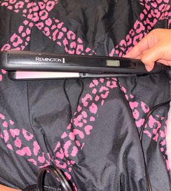 Remington Flat iron