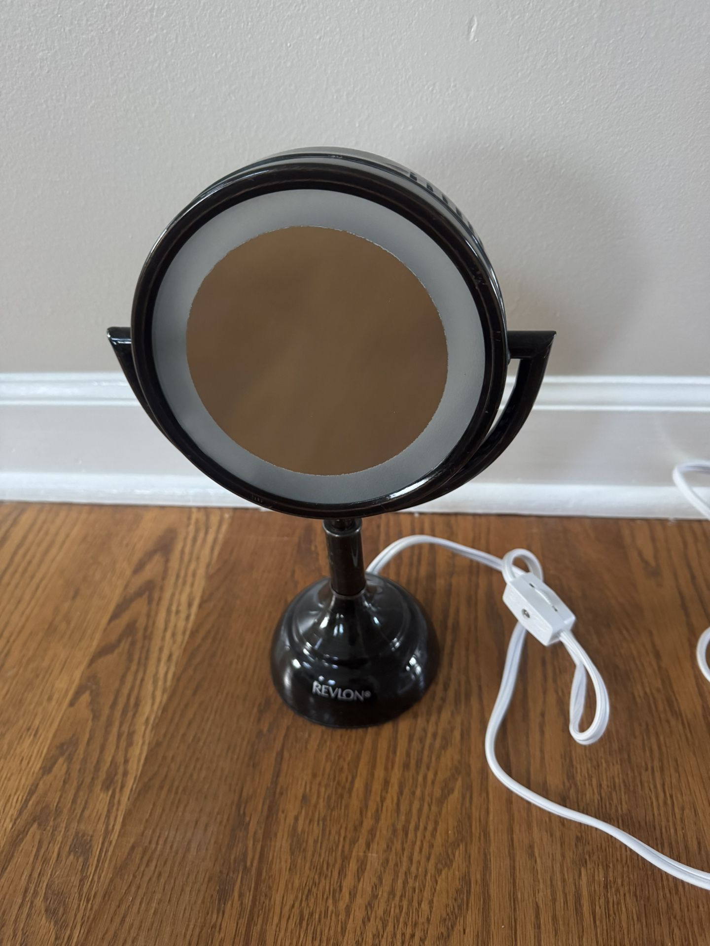 Revlon Lighted Makeup Mirror