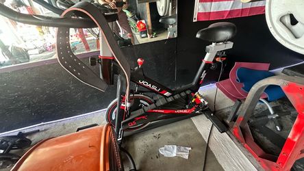 Stationary bike