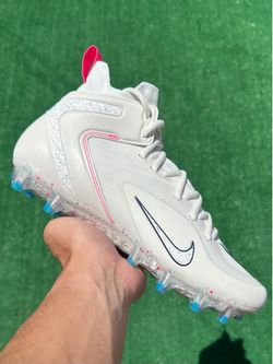 NIKE ALPHA HUARACHE 8 ELITE “SAIL / HYPER PINK” LACROSSE CLEATS (Sizes 9.5, Men’s)