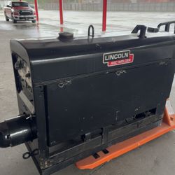 1972 Lincoln Electric SA-250 Arc Welder  